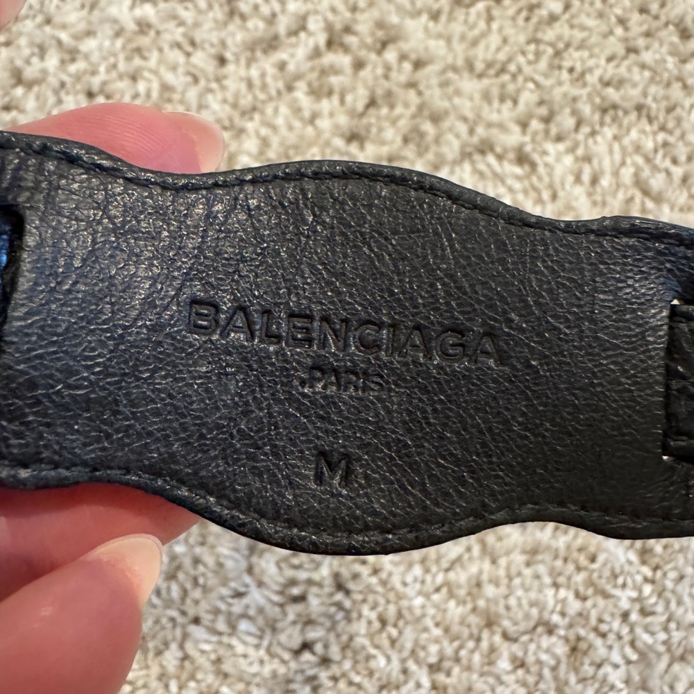 Vintage Balenciaga City Bracelet Black SZ M - Picture 7 of 8